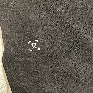 Lululemon men’s fast and free run shirt, black